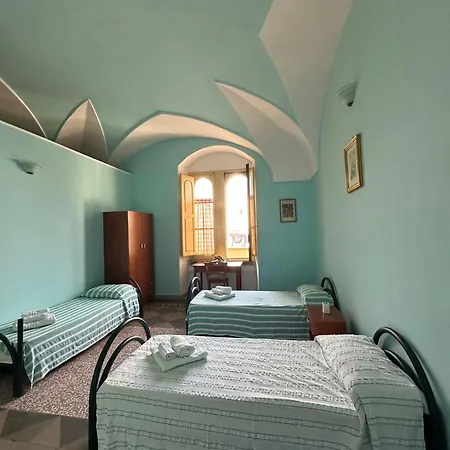 Guest house Affittacamere Sacro Cuore 3*
